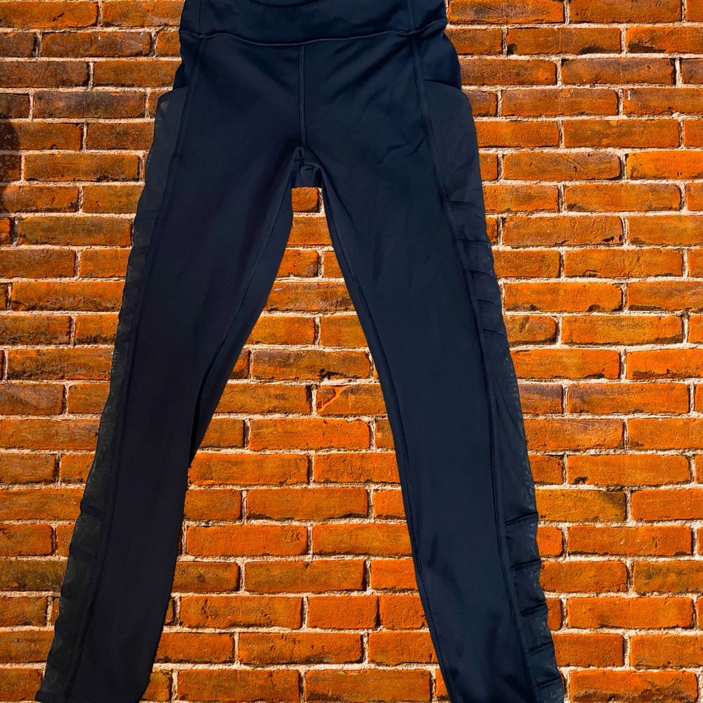 Lululemon Black Mesh leggings